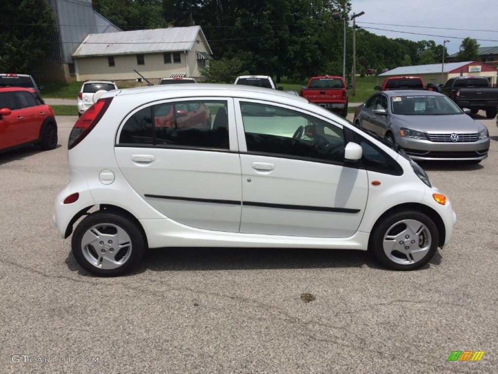 Diamond White Pearl 2012 Mitsubishi i-MiEV SE Exterior Photo #105042576