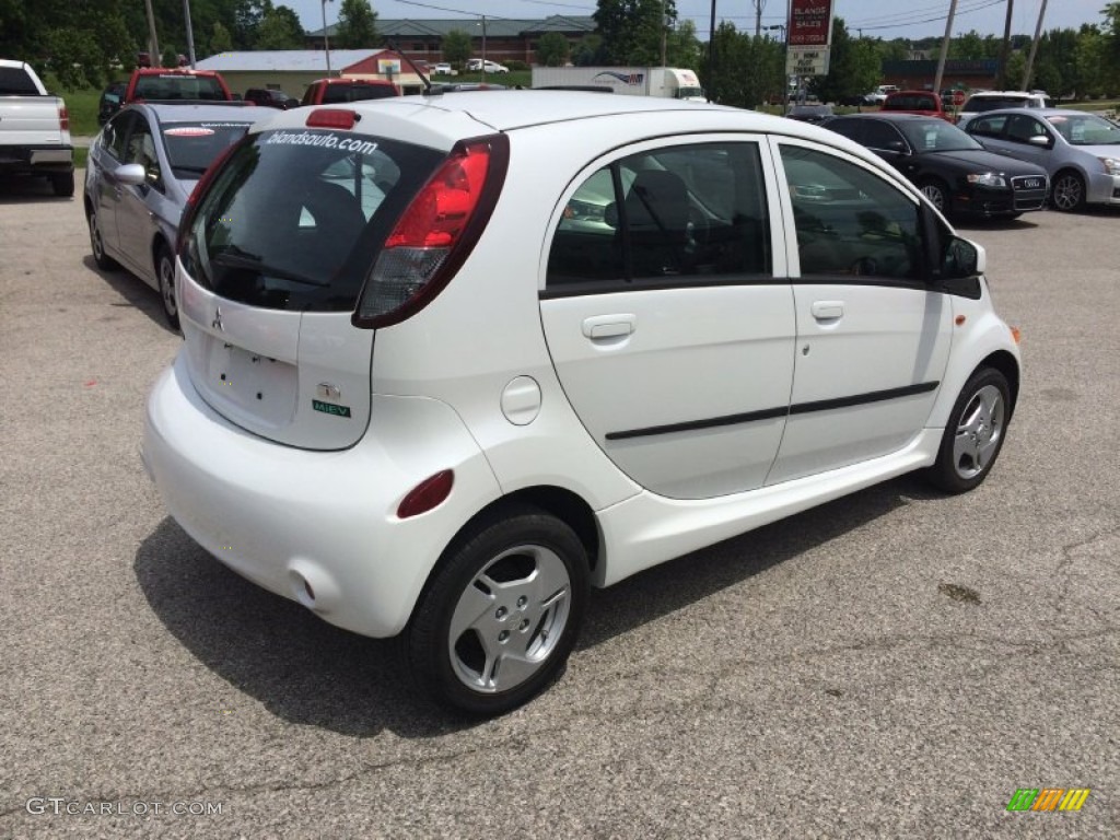 Diamond White Pearl 2012 Mitsubishi i-MiEV SE Exterior Photo #105042819