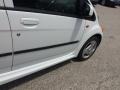 Diamond White Pearl - i-MiEV SE Photo No. 28