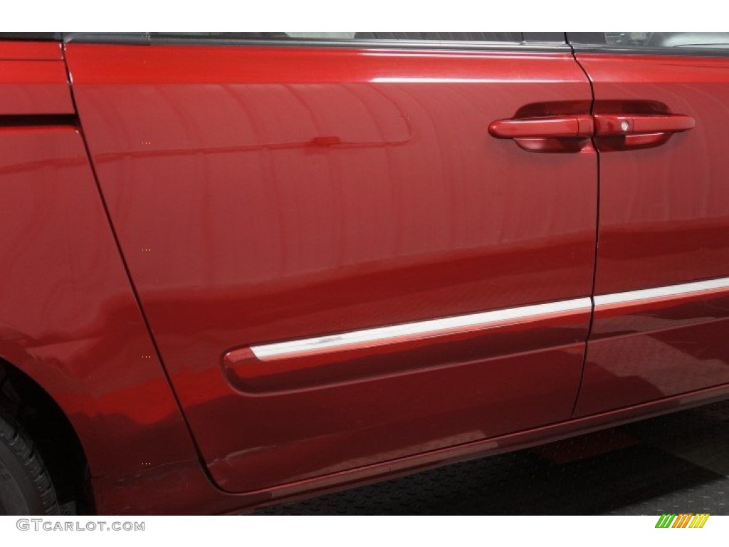 2008 Entourage GLS - Cranberry Red / Gray photo #50