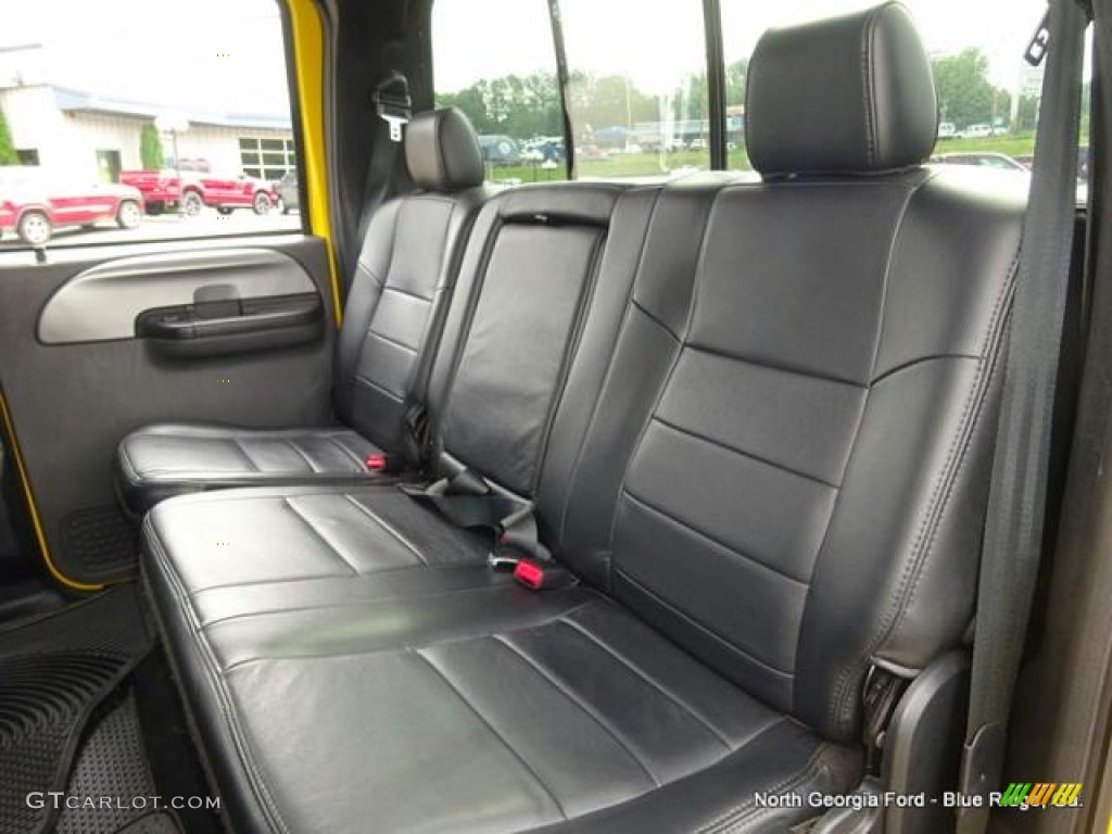 2006 F350 Super Duty Amarillo Edition Crew Cab 4x4 - Blazing Yellow / Black photo #14