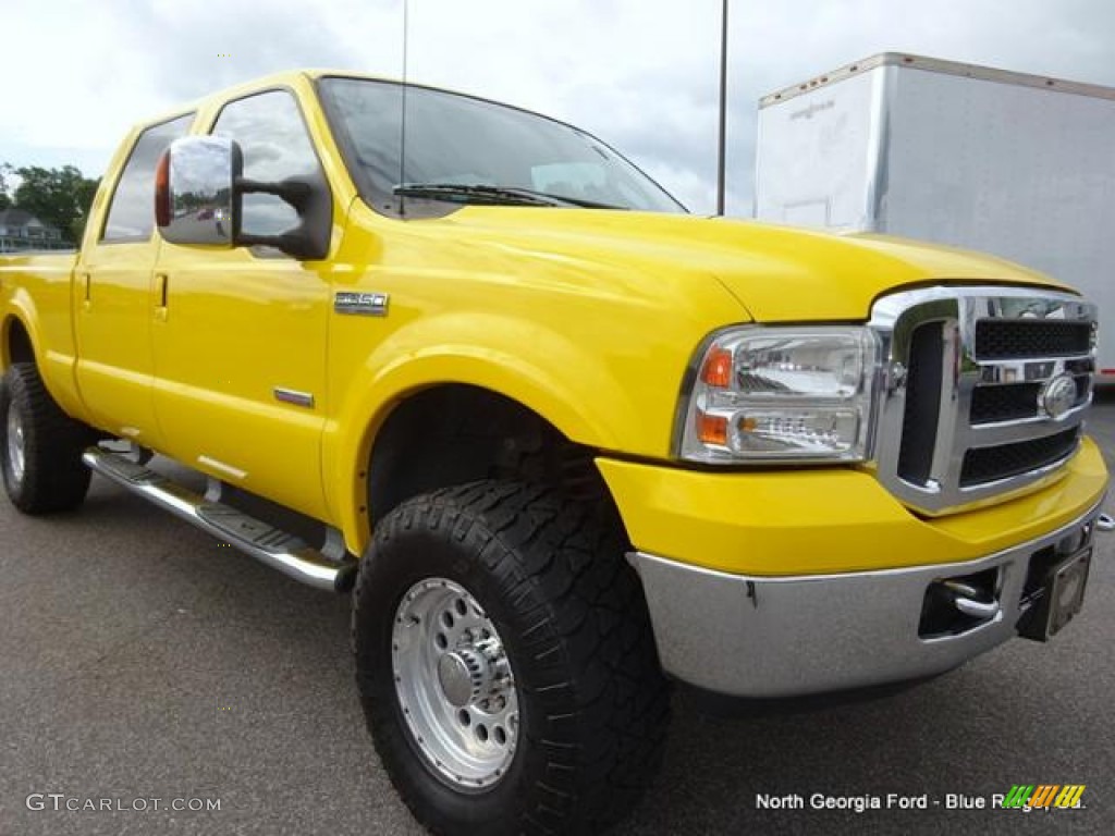 2006 F350 Super Duty Amarillo Edition Crew Cab 4x4 - Blazing Yellow / Black photo #37