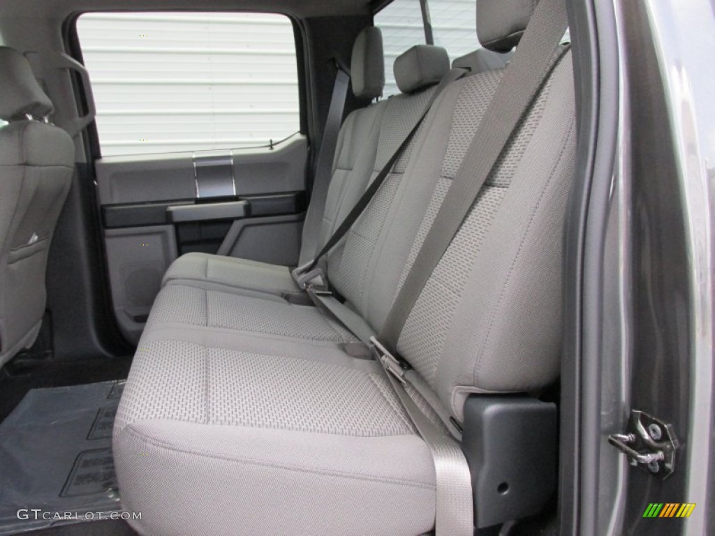 2015 F150 XLT SuperCrew - Magnetic Metallic / Medium Earth Gray photo #19