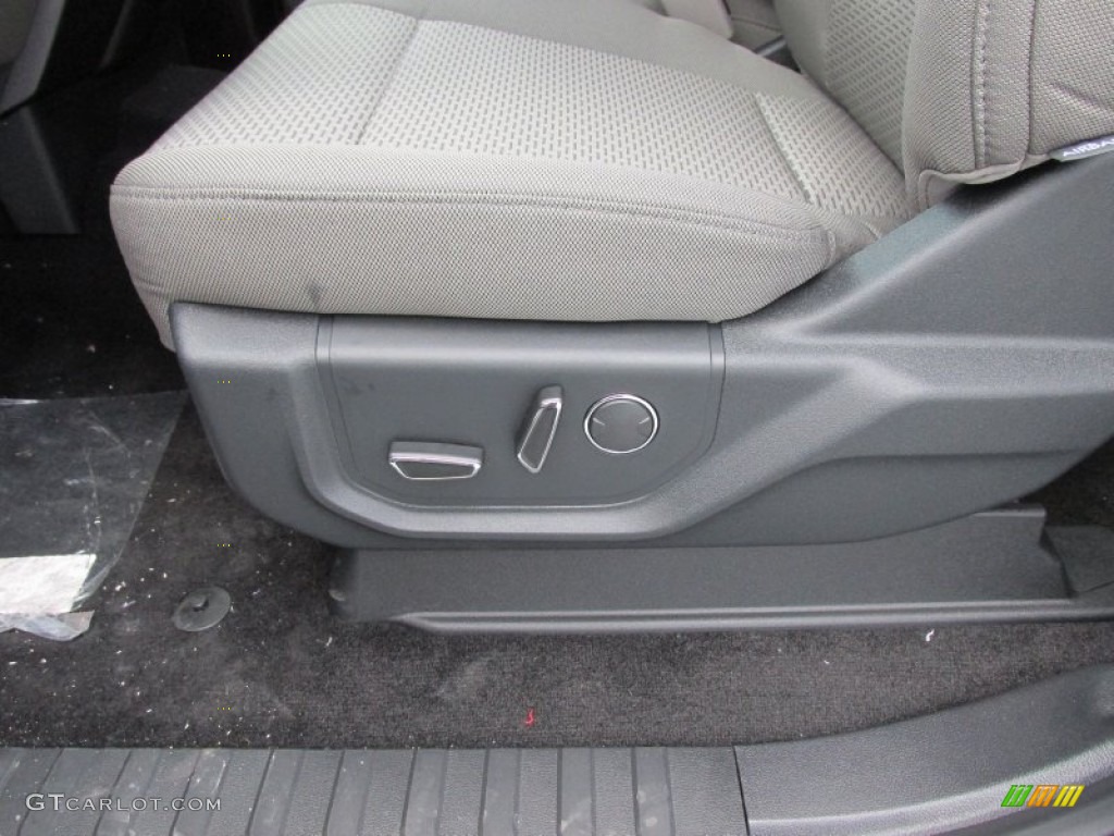 2015 F150 XLT SuperCrew - Magnetic Metallic / Medium Earth Gray photo #23