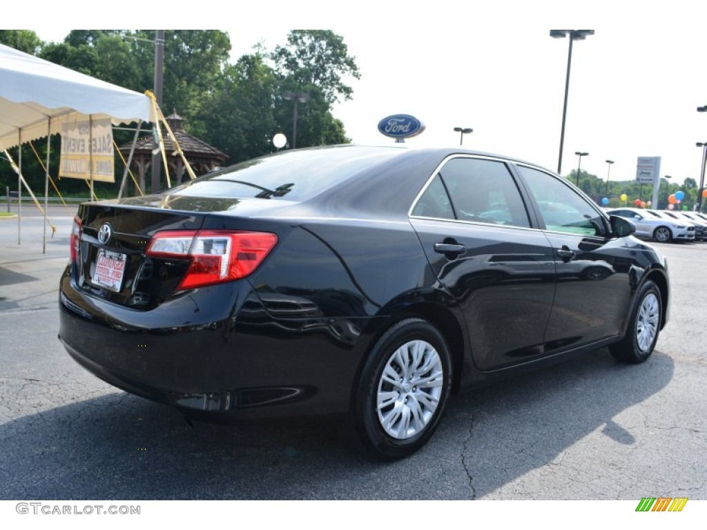 2014 Camry L - Attitude Black Metallic / Ivory photo #3