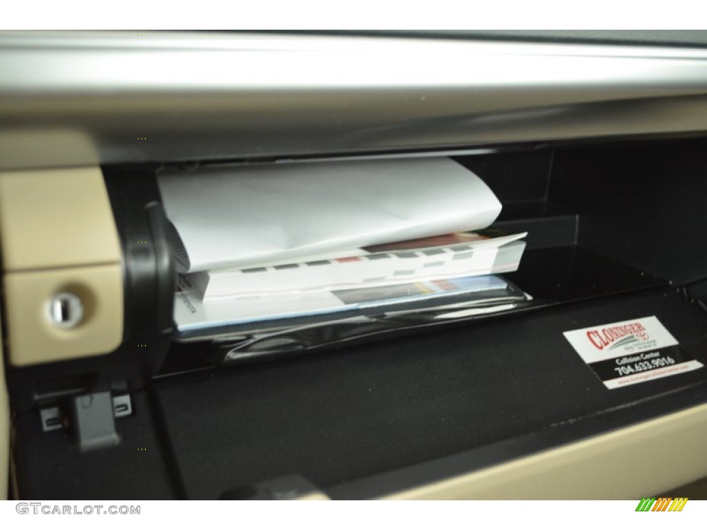 2014 Camry L - Attitude Black Metallic / Ivory photo #25