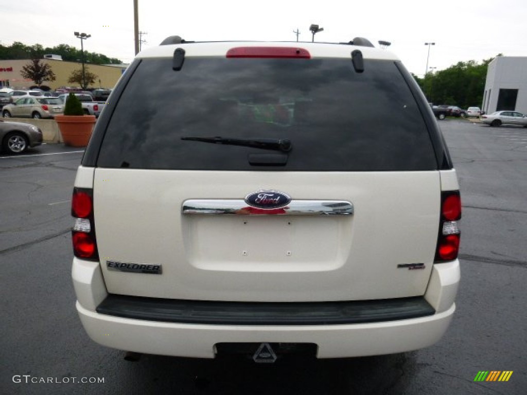 2007 Explorer Limited 4x4 - White Sand Tri-Coat / Black photo #4