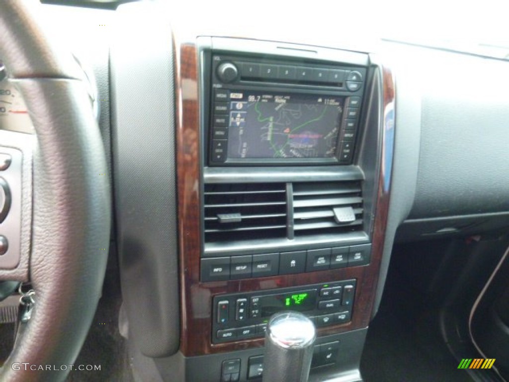 2007 Explorer Limited 4x4 - White Sand Tri-Coat / Black photo #18