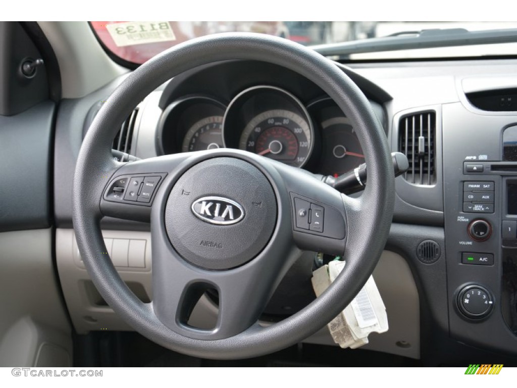 2010 Forte LX - Clear White / Coffee photo #10