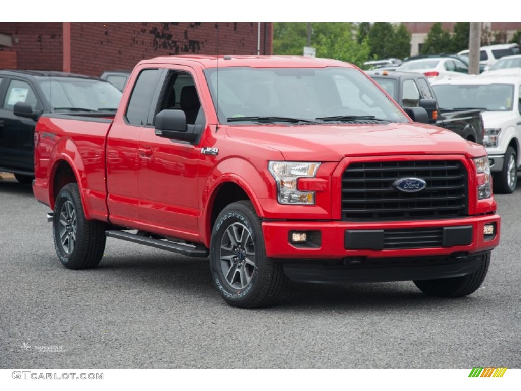 2015 F150 XLT SuperCab 4x4 - Race Red / Black photo #1