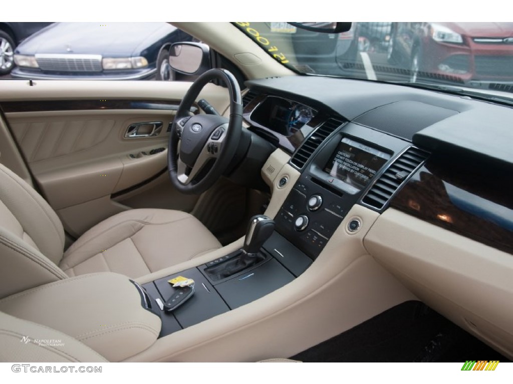 2015 Taurus Limited AWD - White Platinum Metallic / Dune photo #13