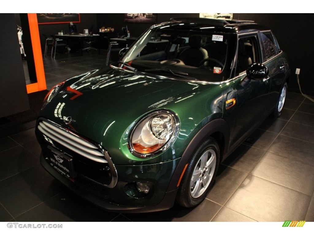 2015 Cooper Hardtop 4 Door - British Racing Green II Metallic / Carbon Black photo #1