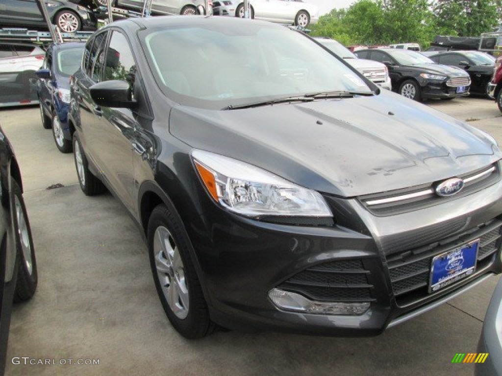 2015 Escape SE - Magnetic Metallic / Charcoal Black photo #1