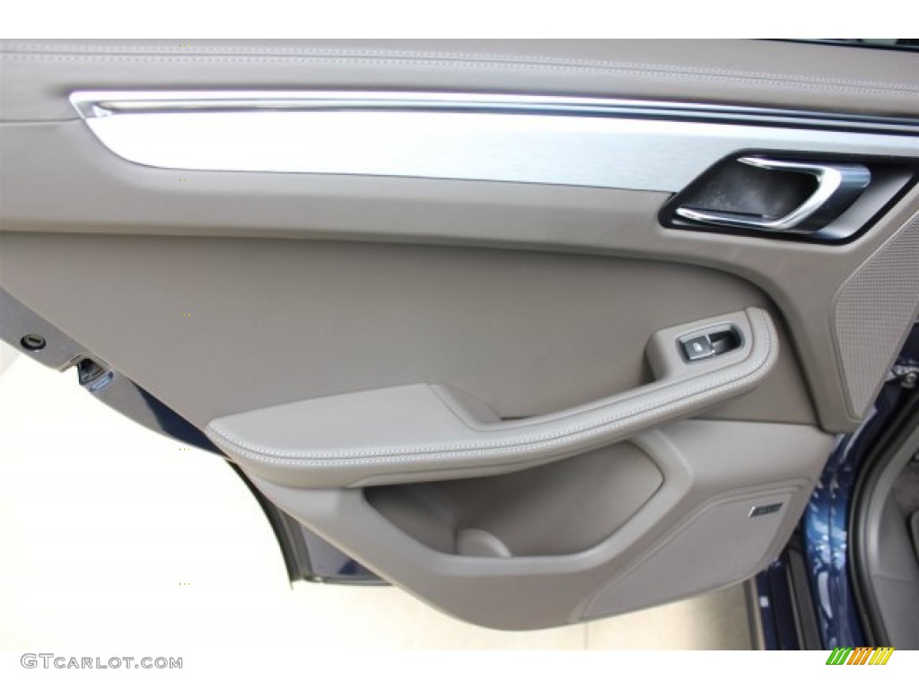 2015 Macan Turbo - Dark Blue Metallic / Agate Grey photo #32