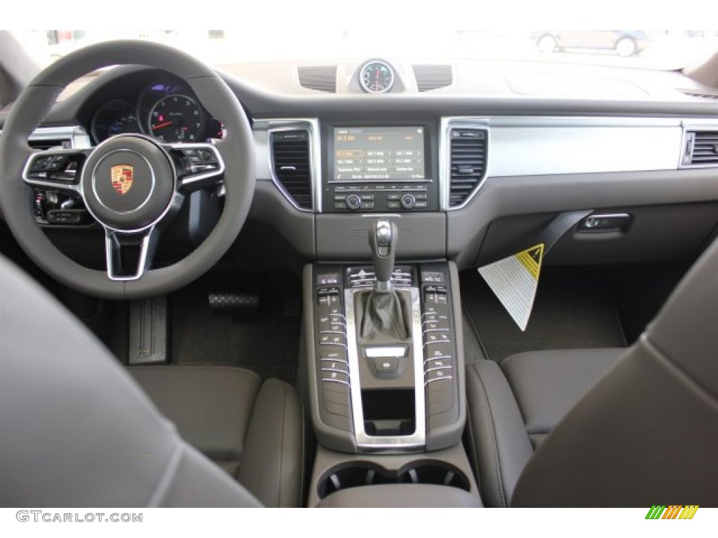2015 Macan Turbo - Dark Blue Metallic / Agate Grey photo #35