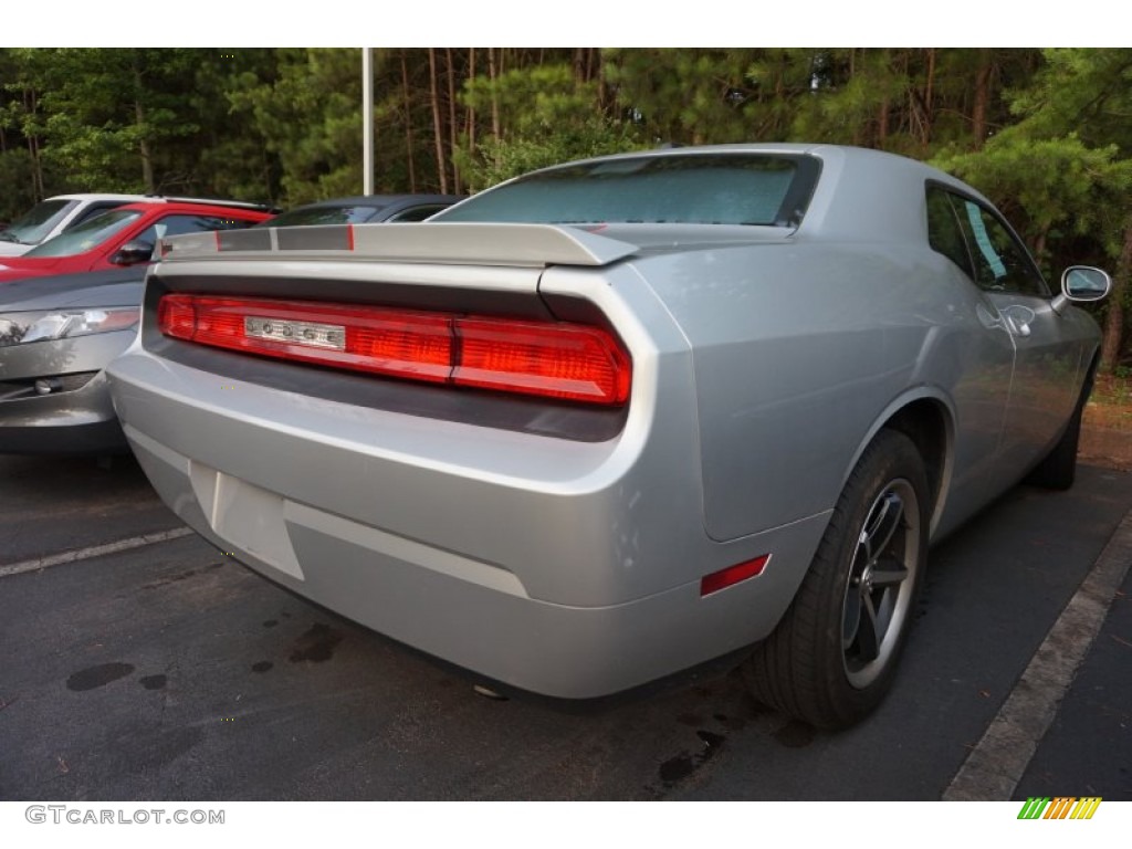 2010 Challenger SE - Bright Silver Metallic / Dark Slate Gray photo #3