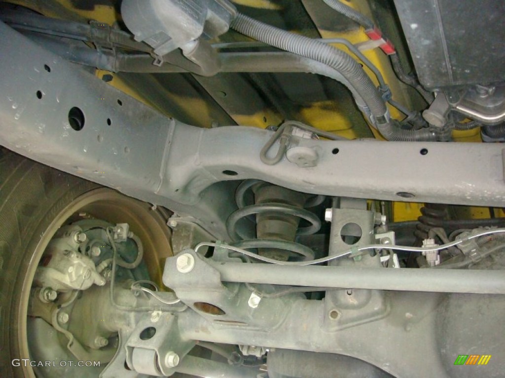 2007 Toyota FJ Cruiser Standard FJ Cruiser Model Undercarriage Photo #105090003
