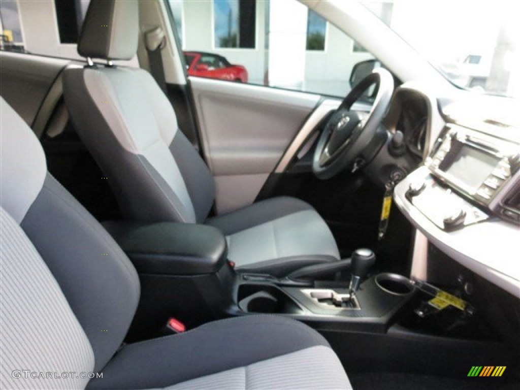 2013 RAV4 XLE - Black / Beige photo #15