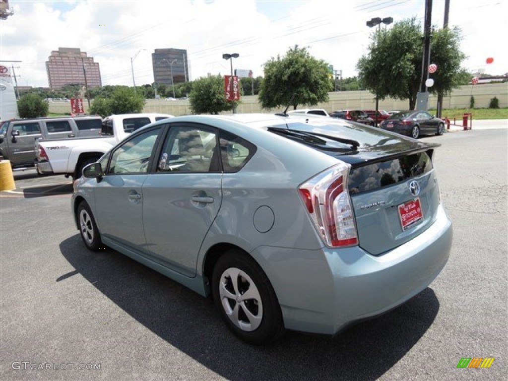 2015 Prius Three Hybrid - Sea Glass Pearl / Dark Gray photo #5