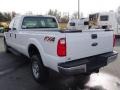 Oxford White - F350 Super Duty XL Crew Cab 4x4 Photo No. 3