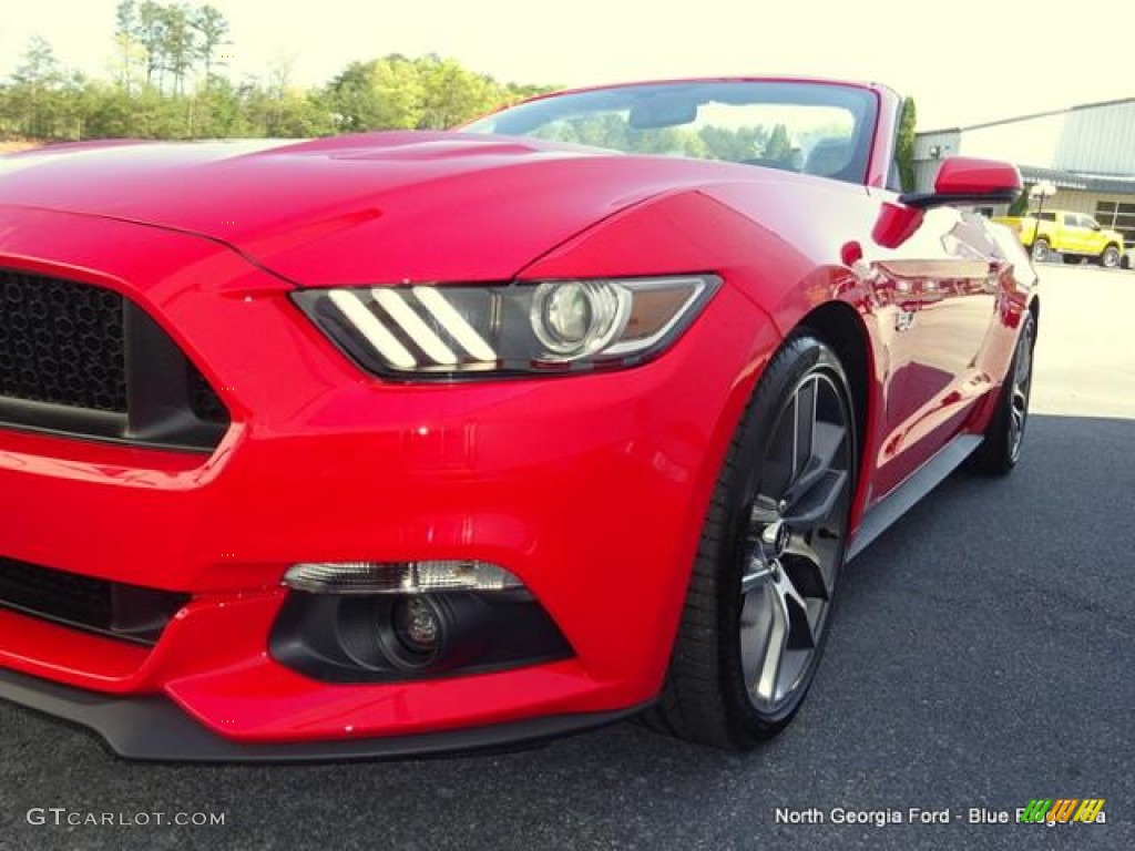 2015 Mustang GT Premium Convertible - Race Red / Ebony photo #33