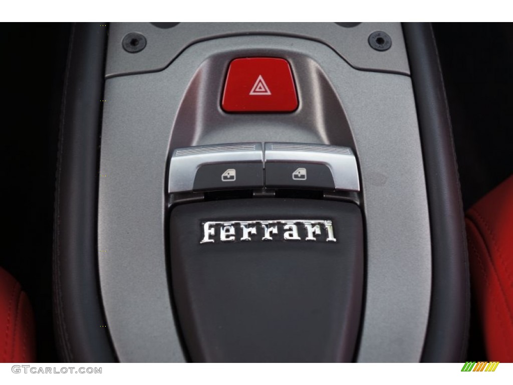 2012 Ferrari 458 Italia Controls Photo #105104202