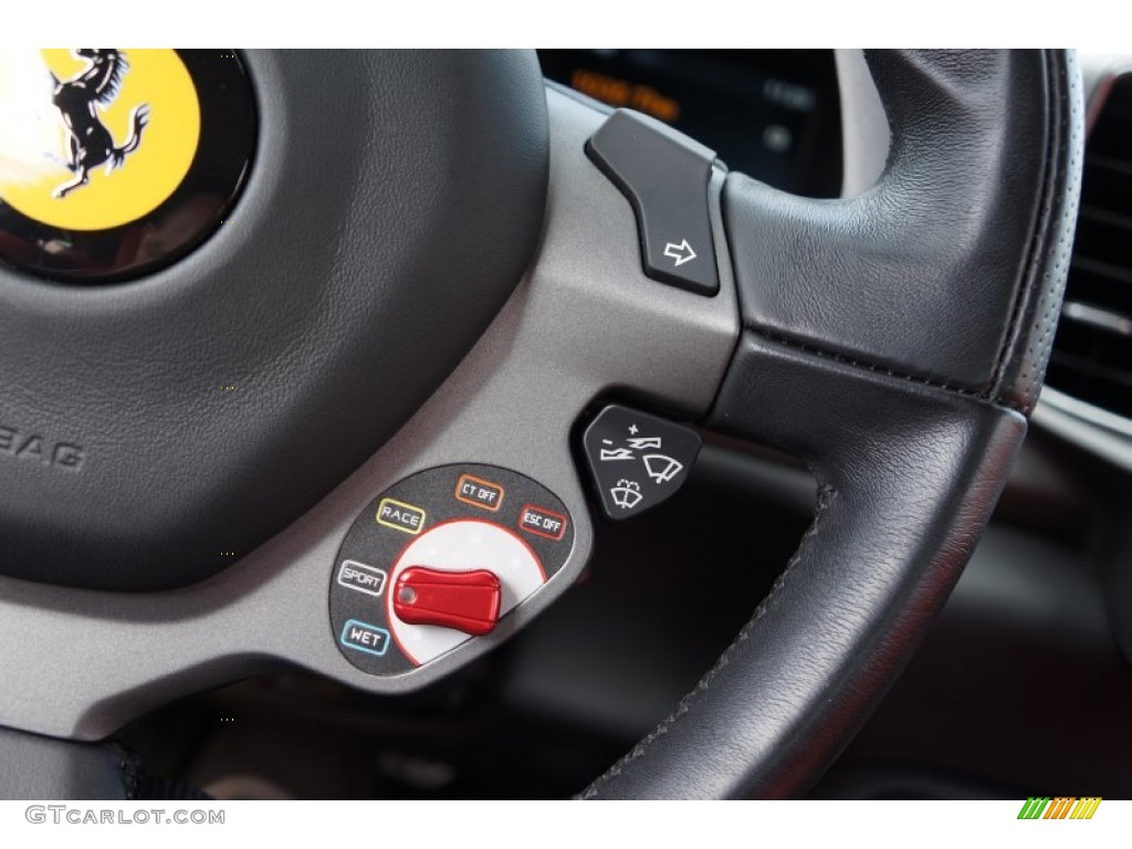 2012 Ferrari 458 Italia Controls Photos