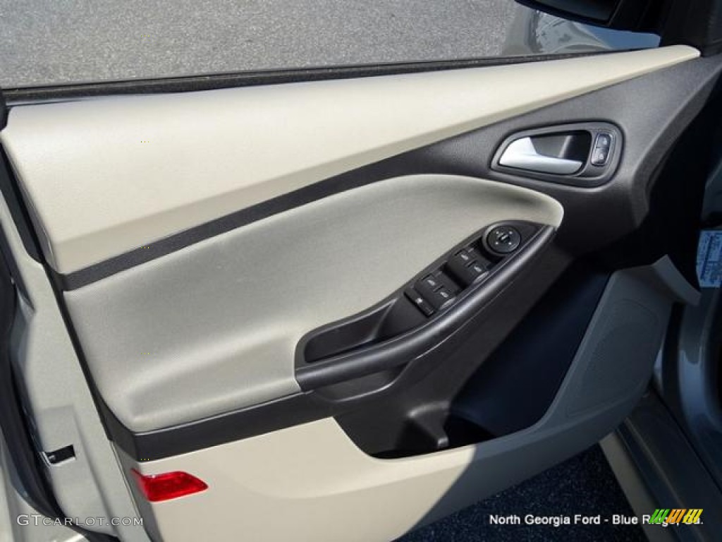 2015 Focus SE Hatchback - Tectonic Metallic / Charcoal Black photo #29