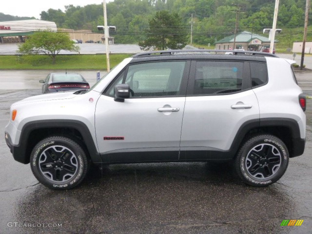 Glacier Metallic 2015 Jeep Renegade Trailhawk 4x4 Exterior Photo #105112347