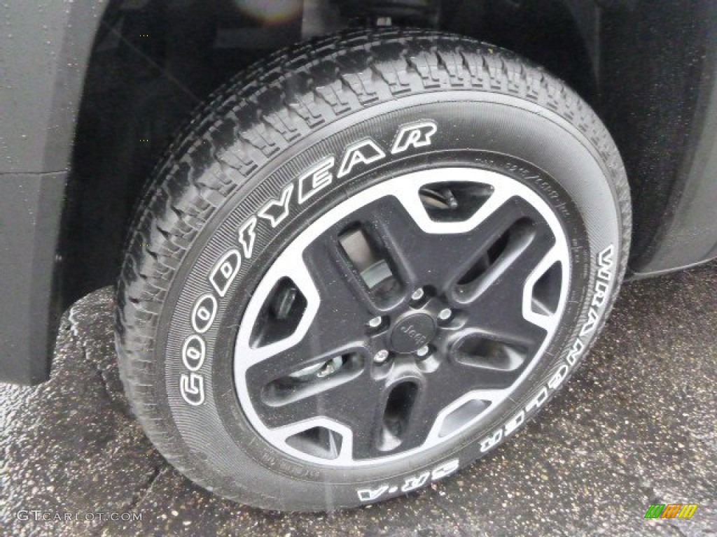 2015 Jeep Renegade Trailhawk 4x4 Wheel Photos