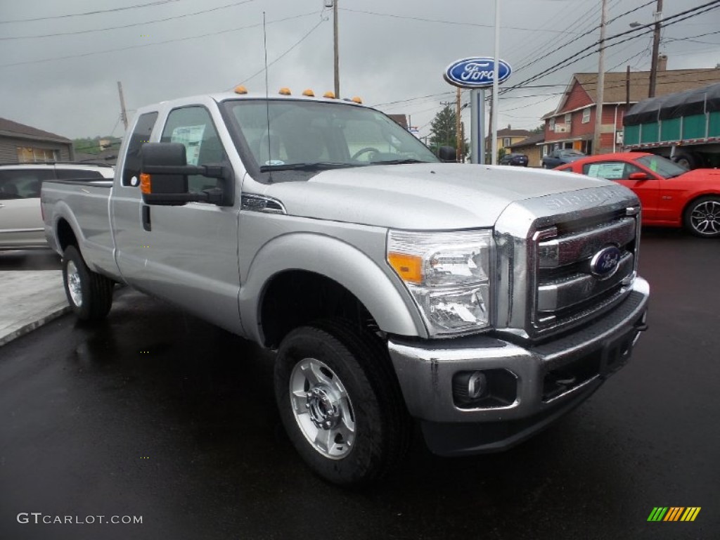 2016 F350 Super Duty XLT Super Cab 4x4 - Ingot Silver Metallic / Steel photo #10