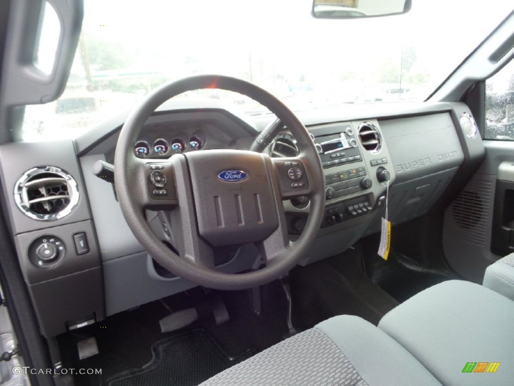 Steel Interior 2016 Ford F350 Super Duty XLT Super Cab 4x4 Photo #105115080