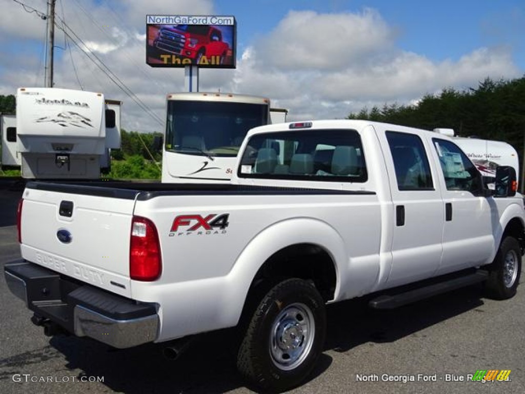 2015 F250 Super Duty XL Crew Cab 4x4 - Oxford White / Steel photo #5