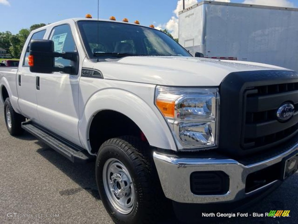 2015 F250 Super Duty XL Crew Cab 4x4 - Oxford White / Steel photo #32