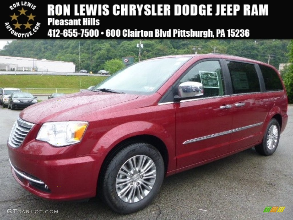 2015 Town & Country Touring-L - Deep Cherry Red Crystal Pearl / Black/Light Graystone photo #1
