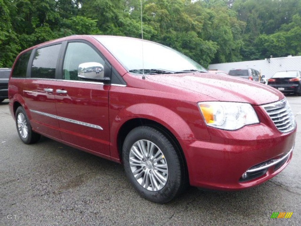 Deep Cherry Red Crystal Pearl 2015 Chrysler Town & Country Touring-L Exterior Photo #105116343