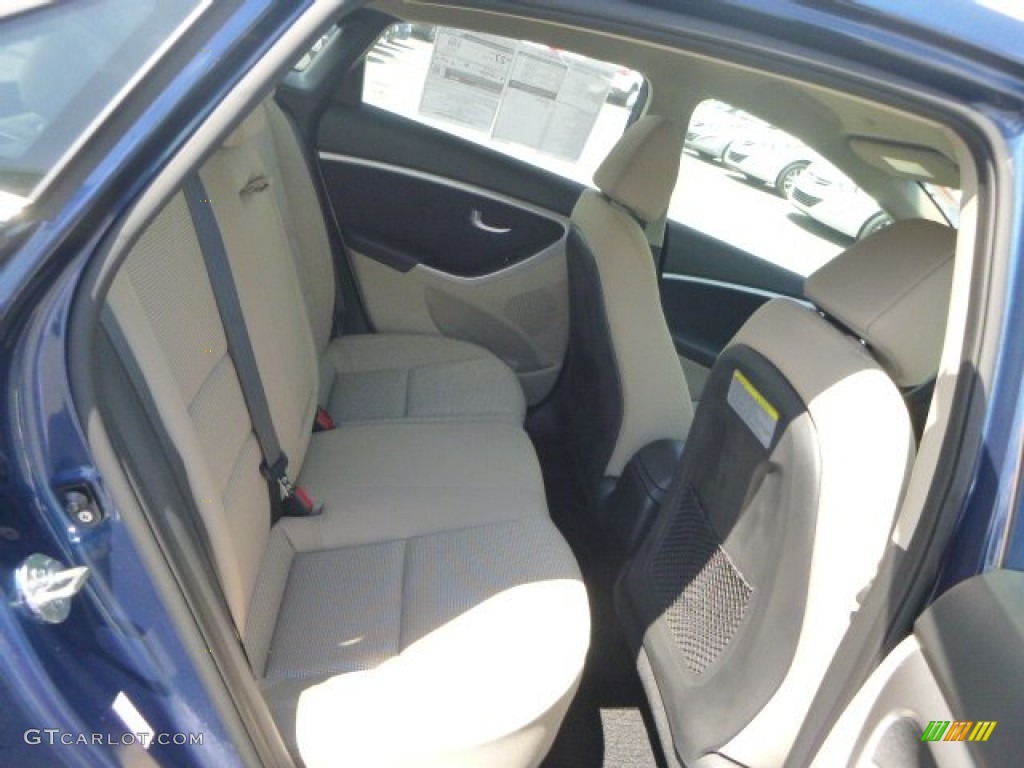2016 Hyundai Elantra GT Standard Elantra GT Model Rear Seat Photo #105117141