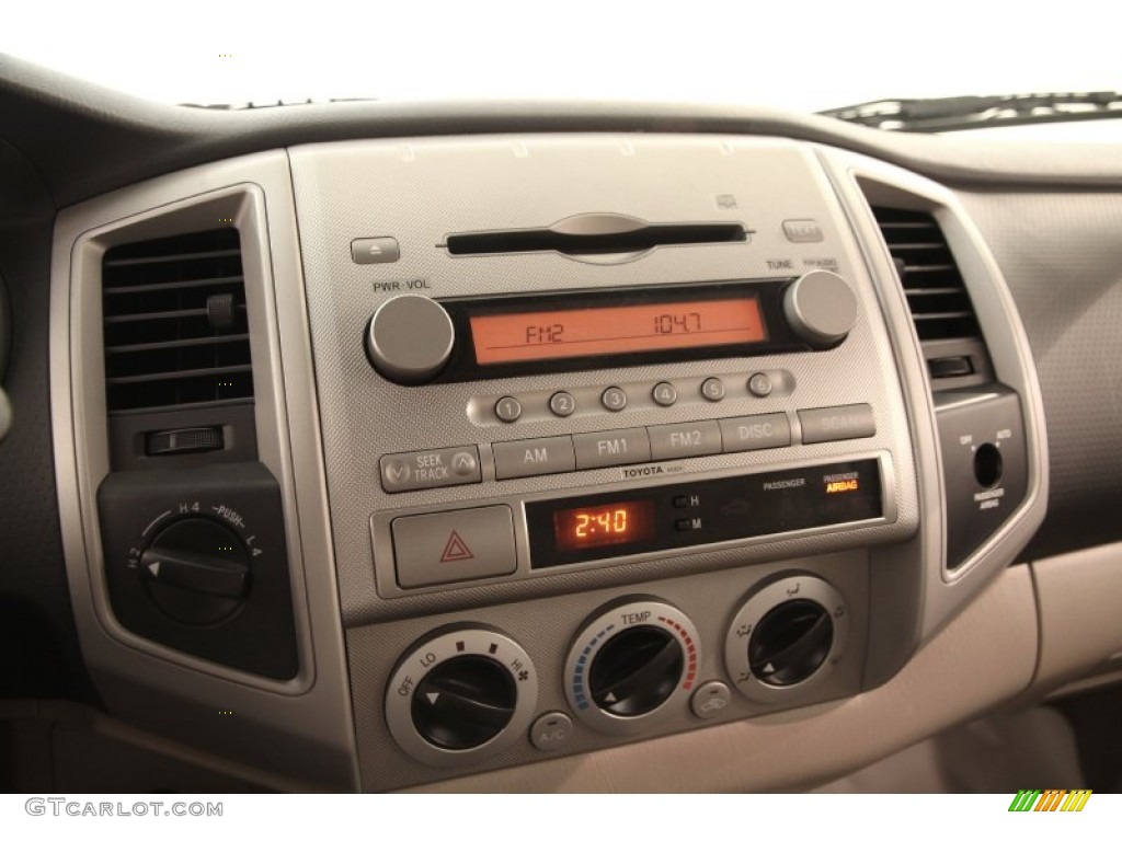 2008 Toyota Tacoma Access Cab 4x4 Controls Photo #105120147