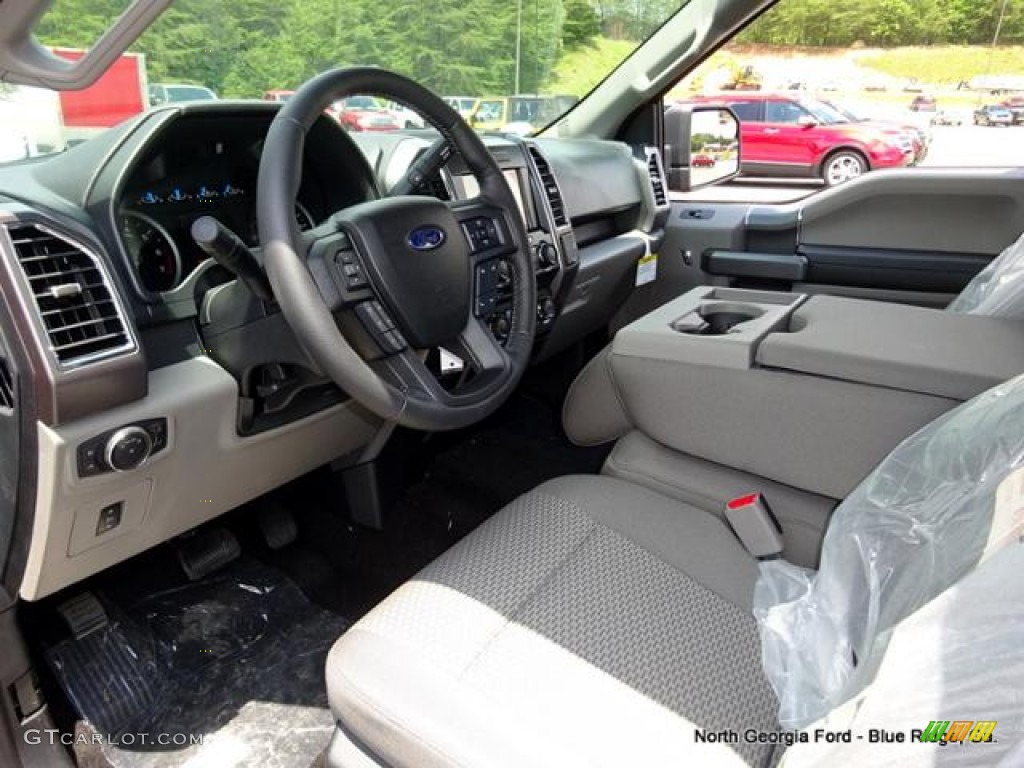 2015 F150 XLT SuperCrew 4x4 - Ruby Red Metallic / Medium Earth Gray photo #29