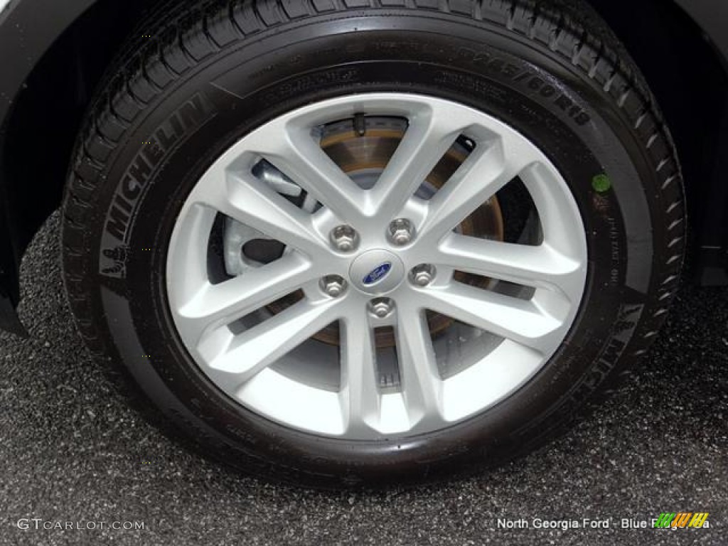 2015 Explorer FWD - Oxford White / Medium Light Stone photo #3