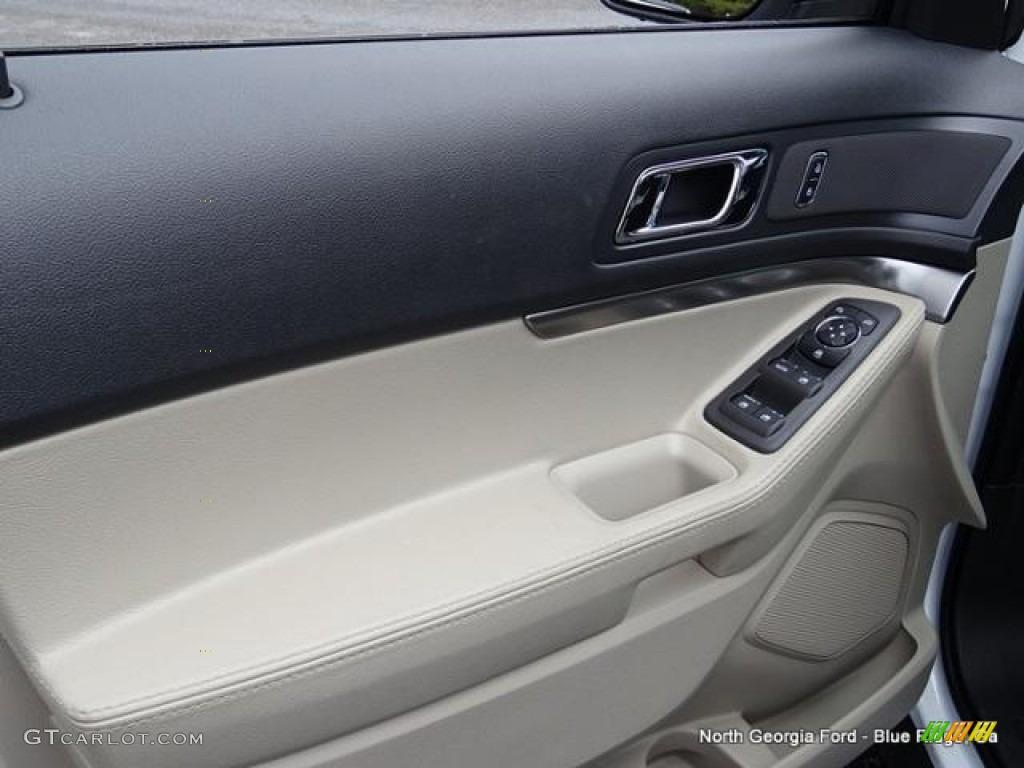 2015 Explorer FWD - Oxford White / Medium Light Stone photo #5