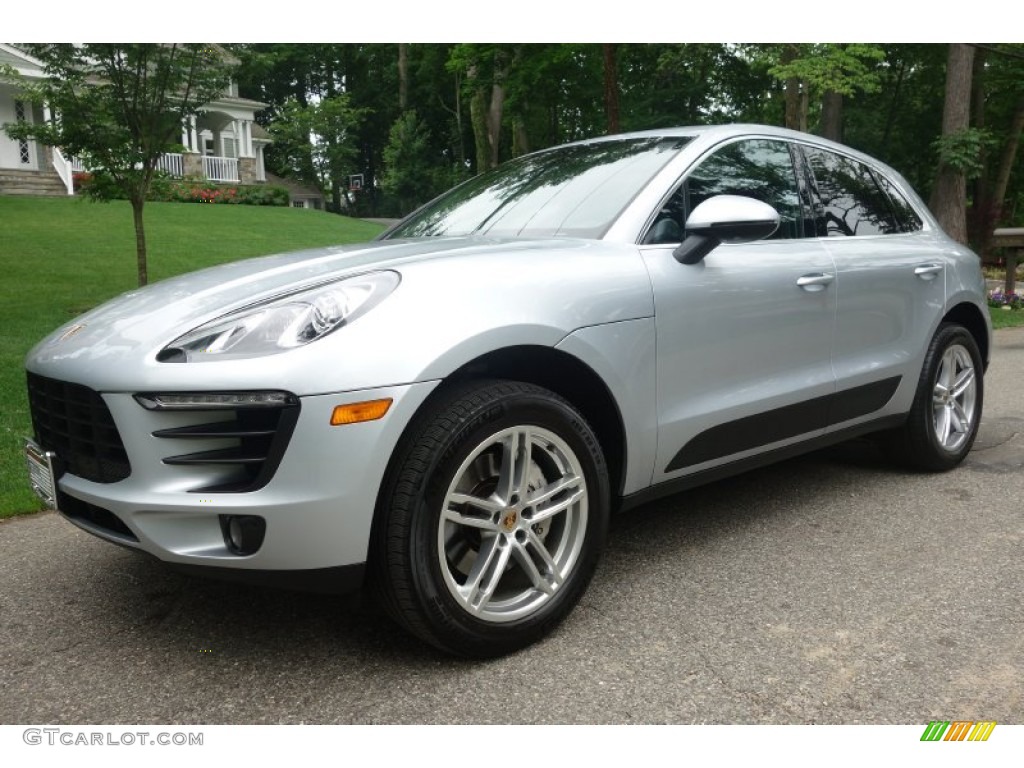 Rhodium Silver Metallic 2015 Porsche Macan S Exterior Photo #105128206