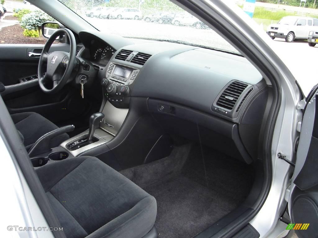 2006 Accord EX Sedan - Alabaster Silver Metallic / Black photo #19