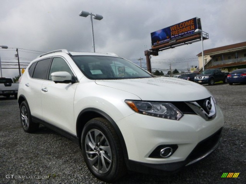 2015 Rogue SL AWD - Pearl White / Almond photo #1