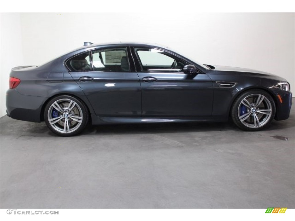 Singapore Grey Metallic 2015 BMW M5 Sedan Exterior Photo #105134344