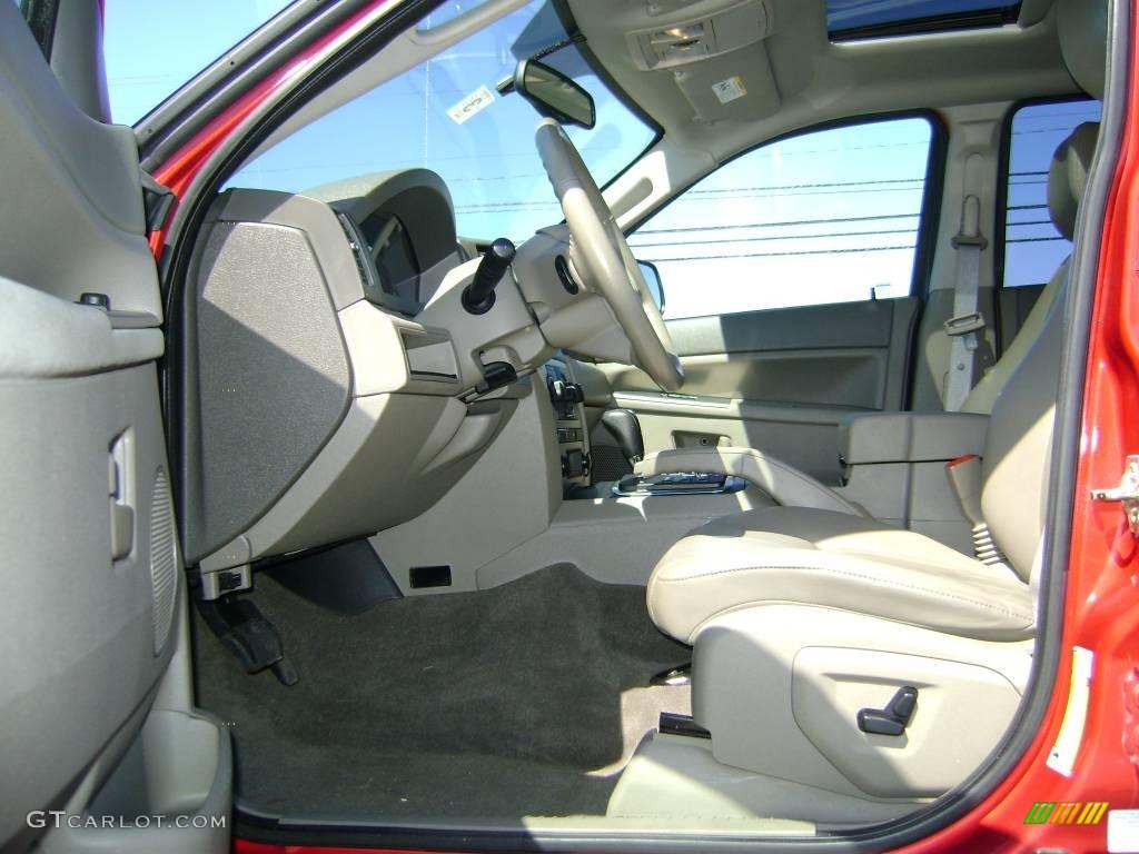 2005 Grand Cherokee Laredo 4x4 - Inferno Red Crystal Pearl / Khaki photo #10