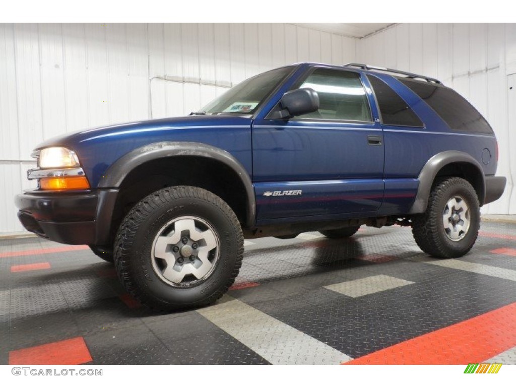 2001 Blazer LS 4x4 - Indigo Blue Metallic / Medium Gray photo #2