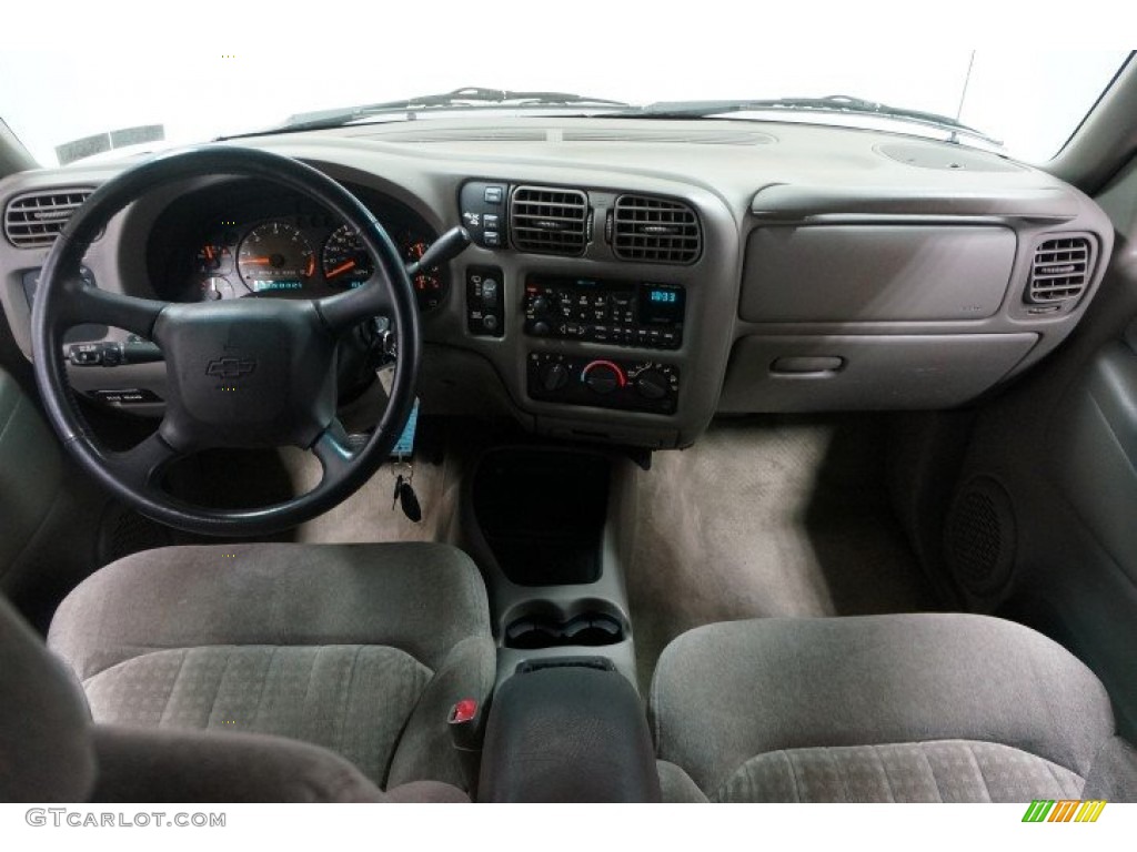 2001 Blazer LS 4x4 - Indigo Blue Metallic / Medium Gray photo #17