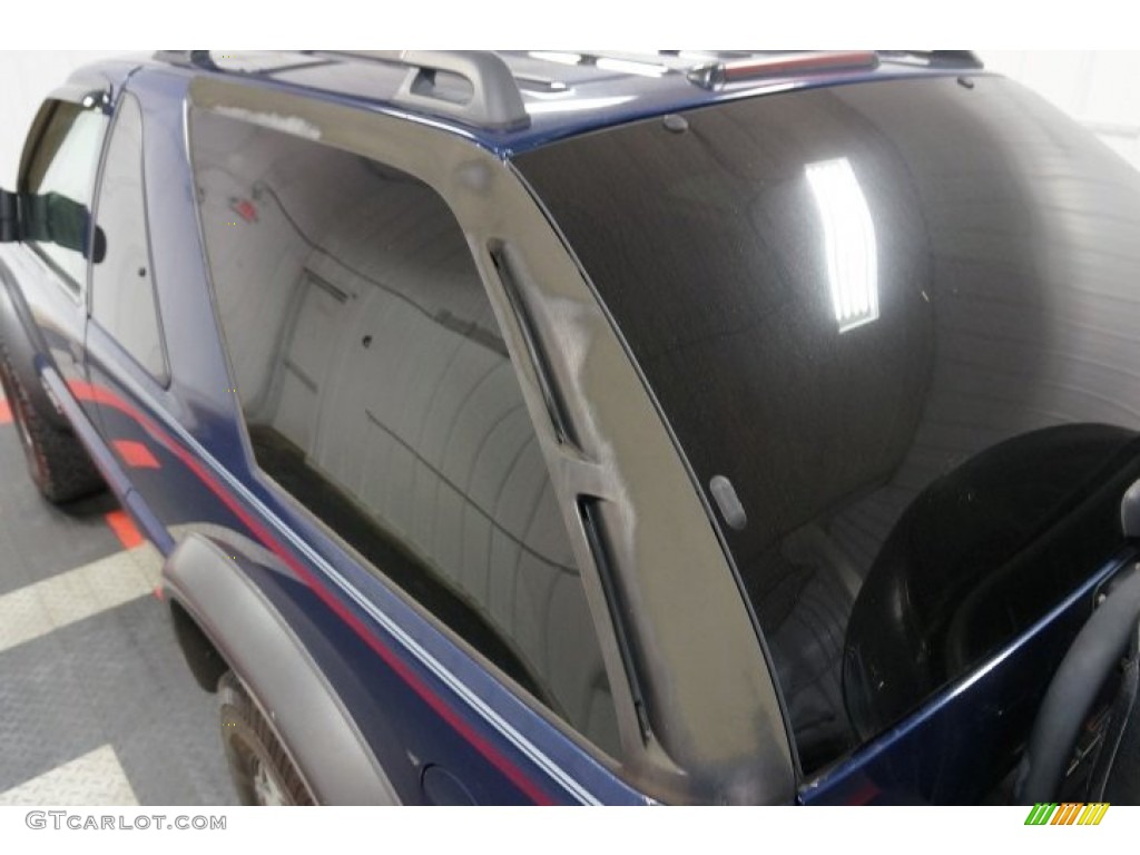 2001 Blazer LS 4x4 - Indigo Blue Metallic / Medium Gray photo #64