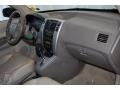 Sahara Silver - Tucson GLS V6 4x4 Photo No. 29